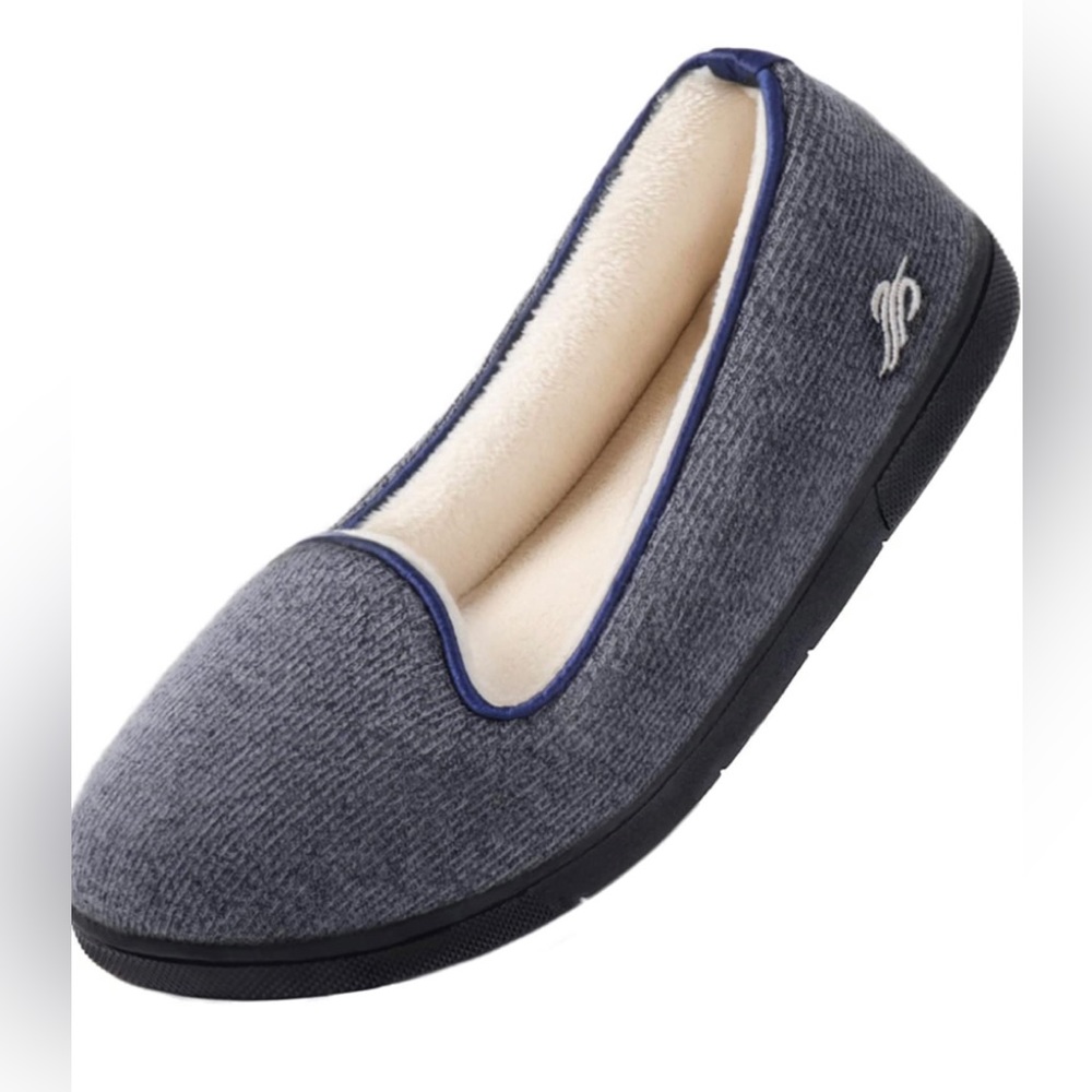 Women’s slippers